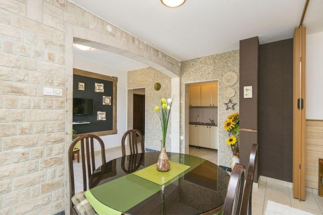 Apartments With Wifi Rabac, Labin - 17261 Rum bild